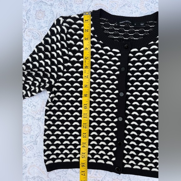 Karen Millen Geometric Black and White Cardigan - Picture 5 of 13
